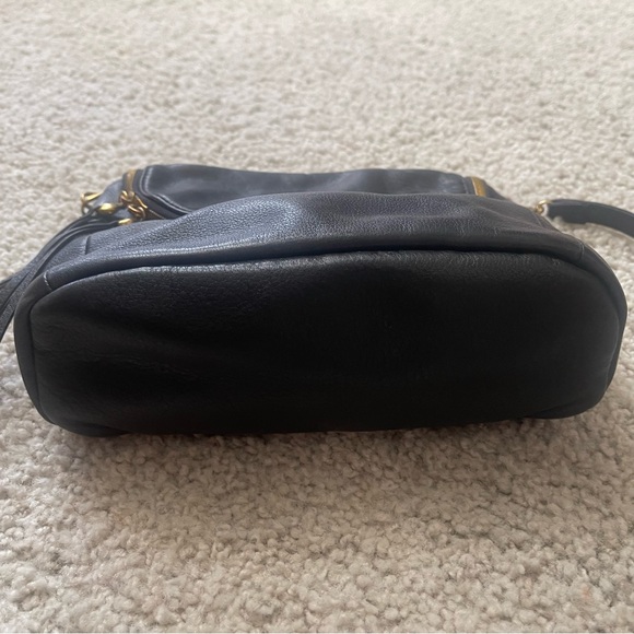 HOBO Black Leather Top-Handle Crossbody Bag with Gold Hardware like new - Picture 7 of 13